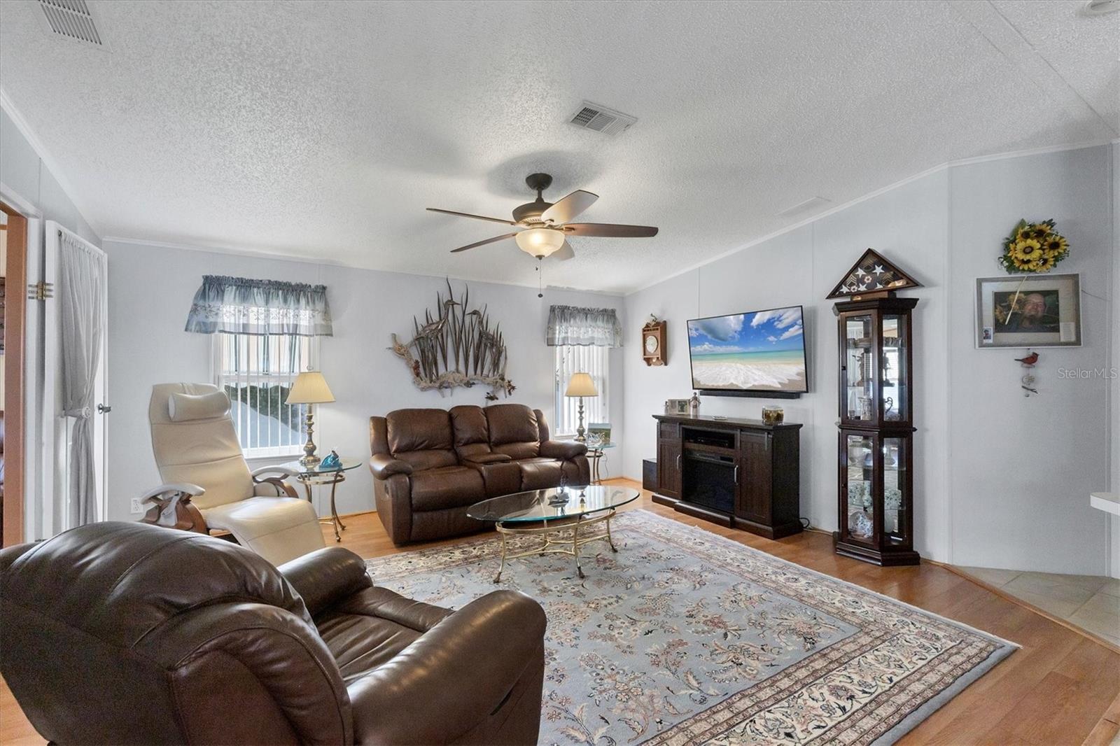 8364 KINGLET DR, ENGLEWOOD, FL — photo 11