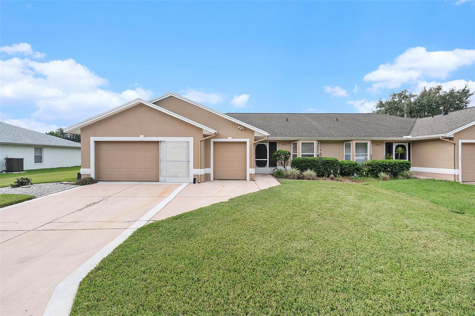 29418 SCHINNECOCK HILLS LN, SAN ANTONIO, FL