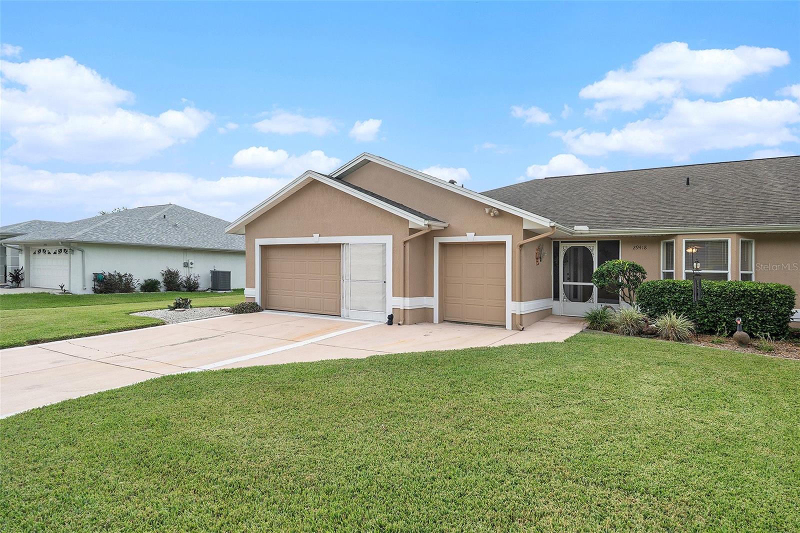 29418 SCHINNECOCK HILLS LN, SAN ANTONIO, FL — photo 2