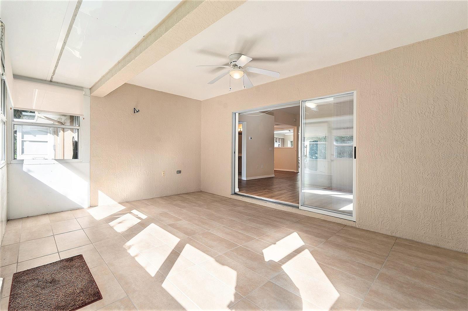 29418 SCHINNECOCK HILLS LN, SAN ANTONIO, FL — photo 9