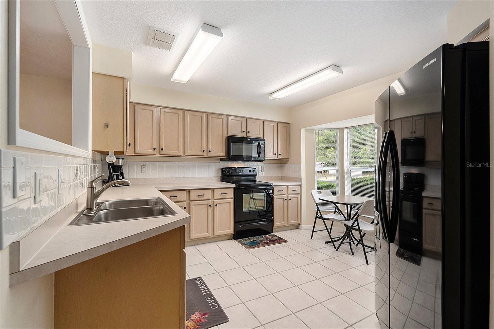 29418 SCHINNECOCK HILLS LN, SAN ANTONIO, FL — photo 12