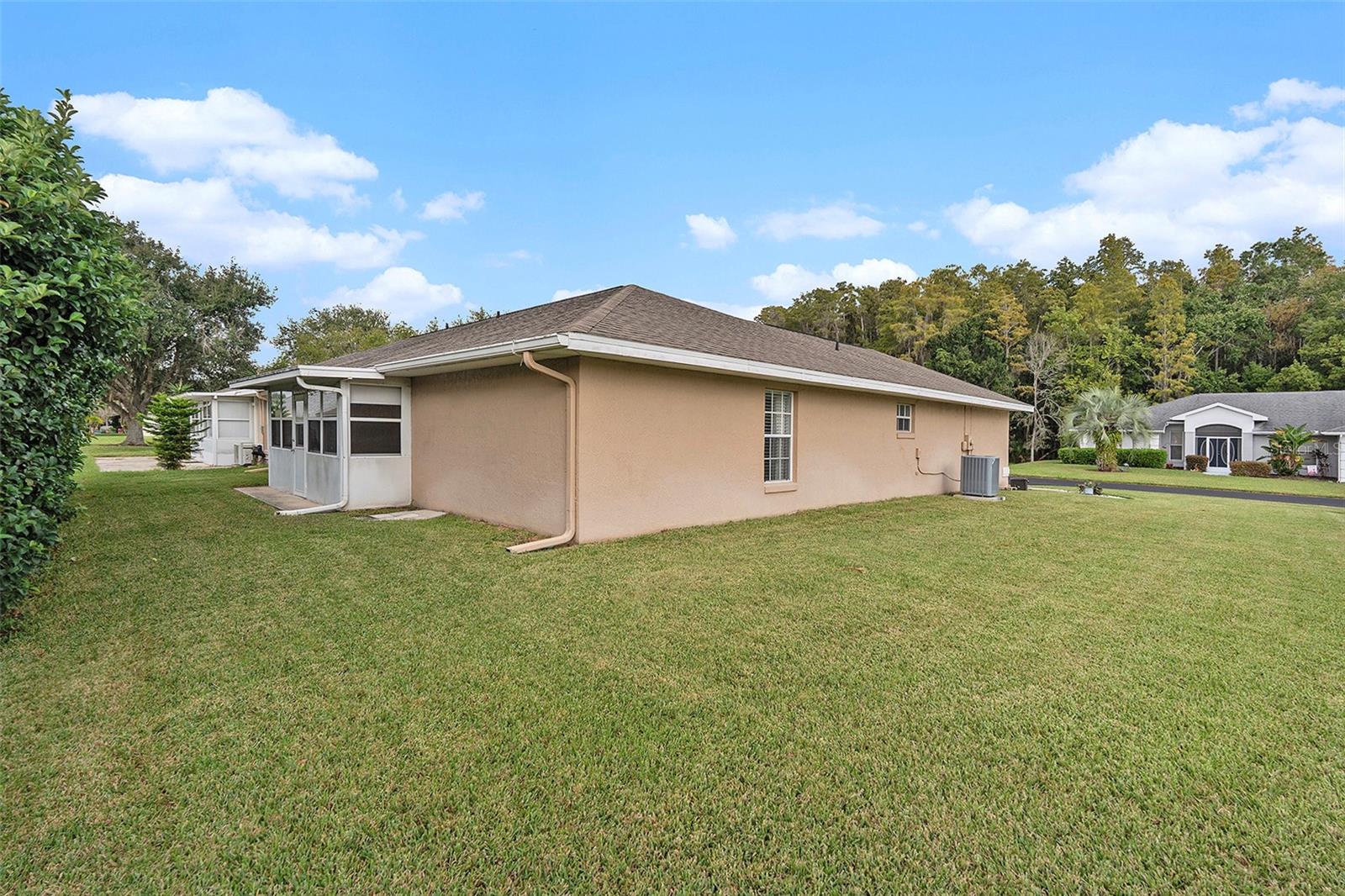 29418 SCHINNECOCK HILLS LN, SAN ANTONIO, FL — photo 28