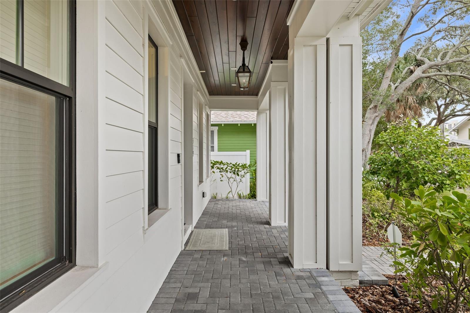319 12TH AVE NE, ST PETERSBURG, FL — photo 9
