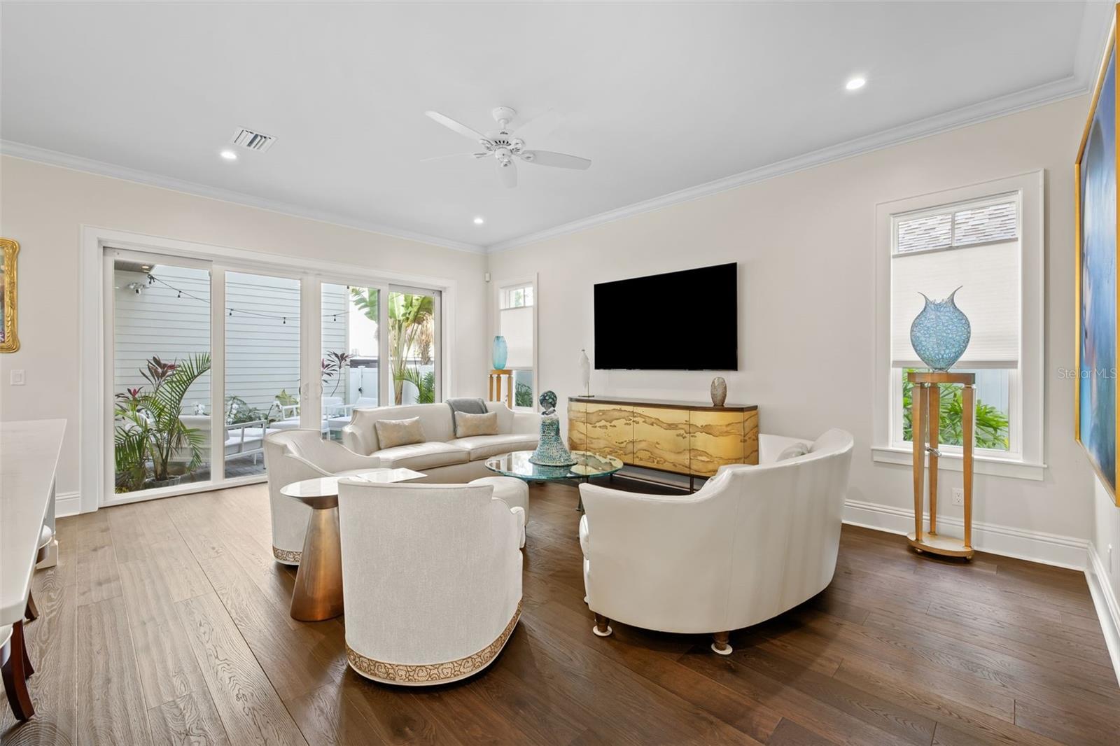319 12TH AVE NE, ST PETERSBURG, FL — photo 15