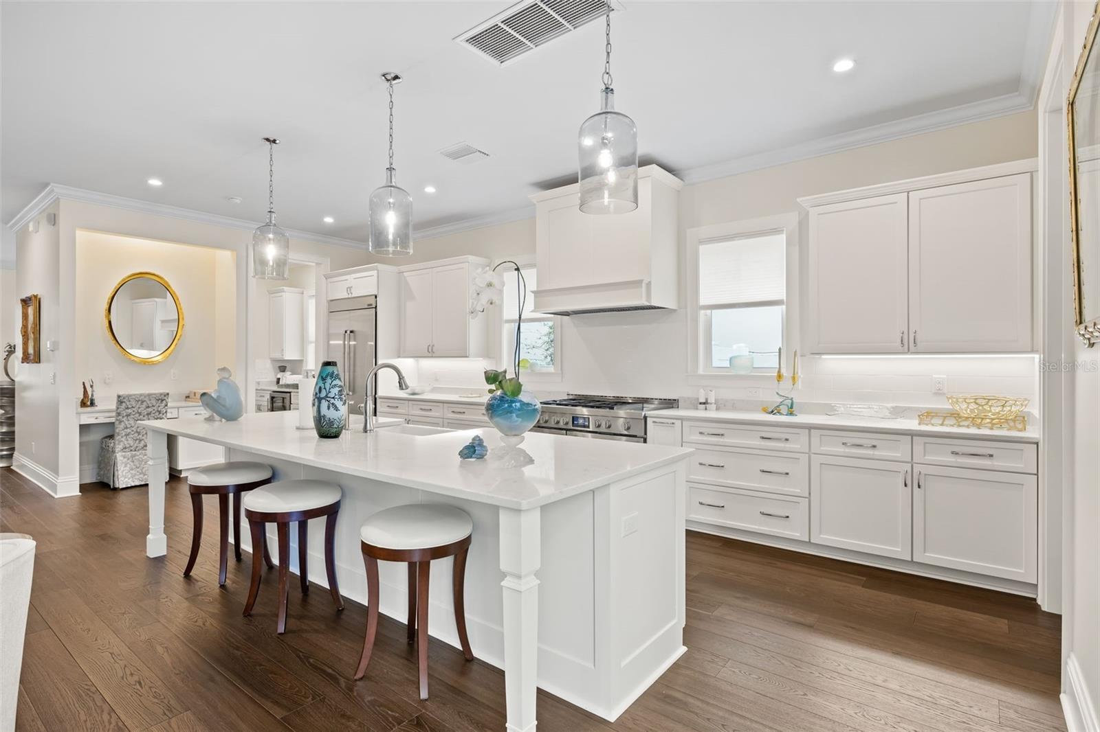319 12TH AVE NE, ST PETERSBURG, FL — photo 26