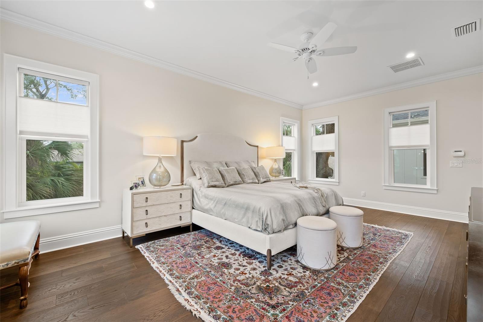 319 12TH AVE NE, ST PETERSBURG, FL — photo 62