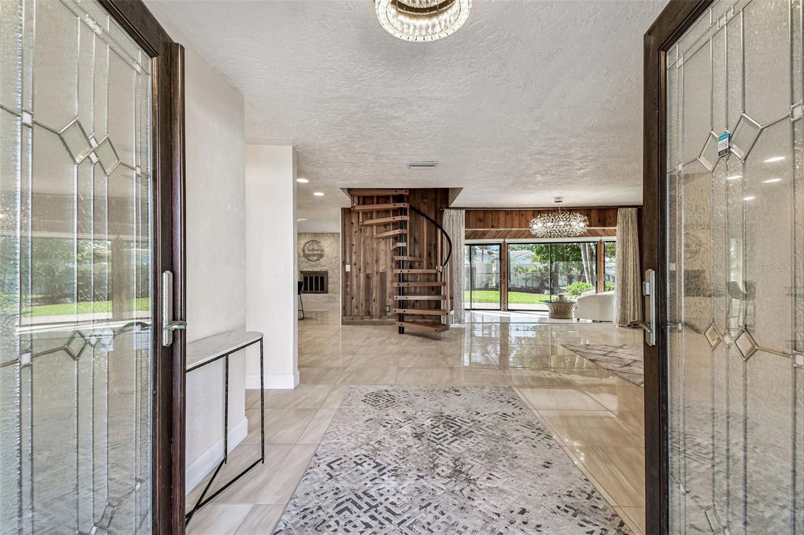 10073 S YACHT CLUB DR, TREASURE ISLAND, FL — photo 5