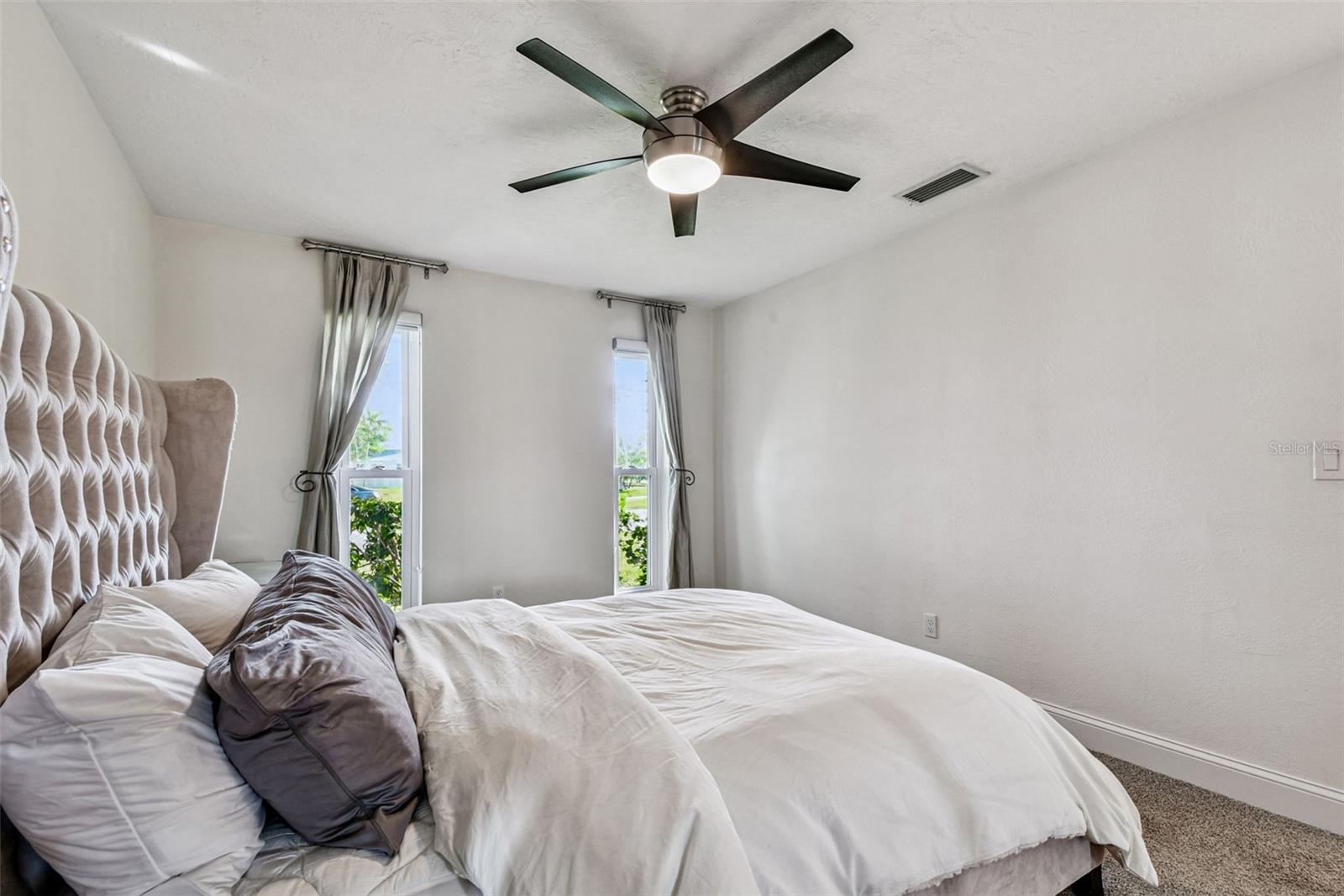 10073 S YACHT CLUB DR, TREASURE ISLAND, FL — photo 27