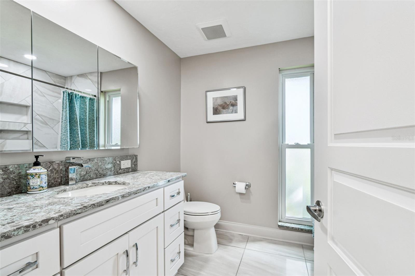 10073 S YACHT CLUB DR, TREASURE ISLAND, FL — photo 28