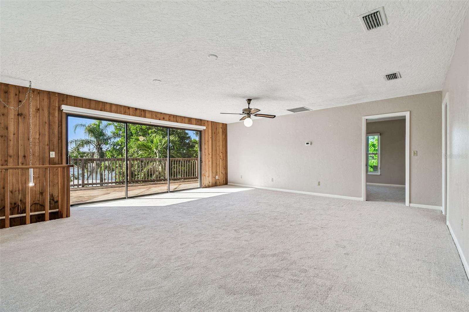 10073 S YACHT CLUB DR, TREASURE ISLAND, FL — photo 33