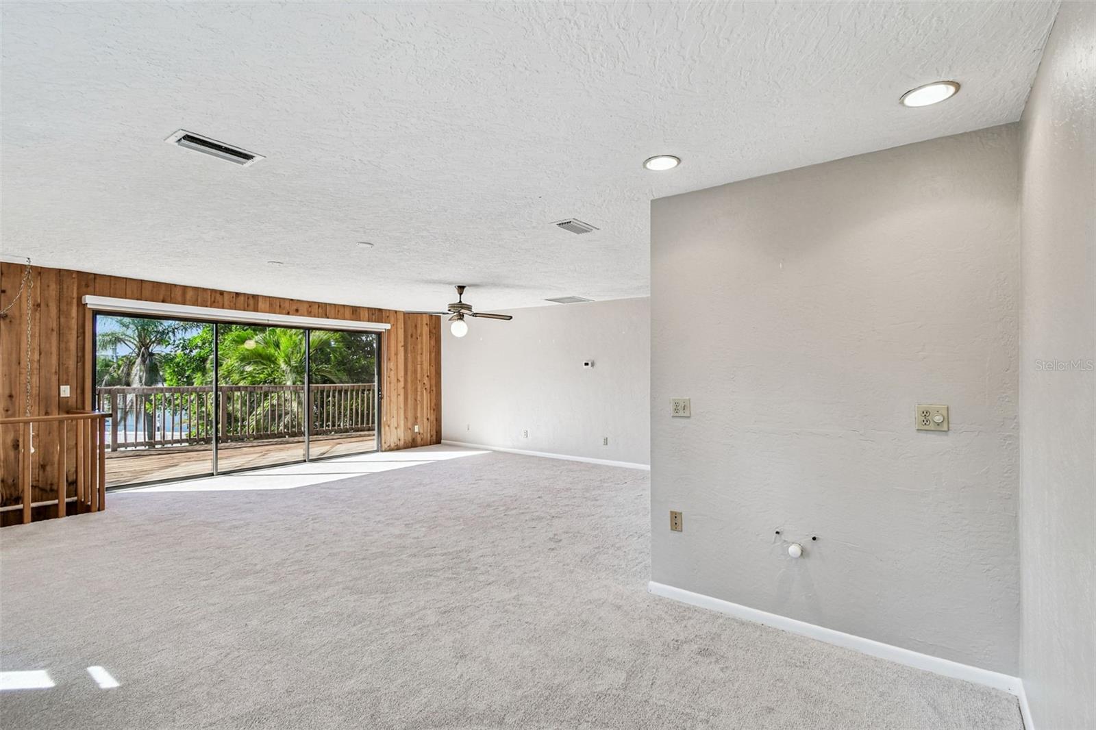 10073 S YACHT CLUB DR, TREASURE ISLAND, FL — photo 36