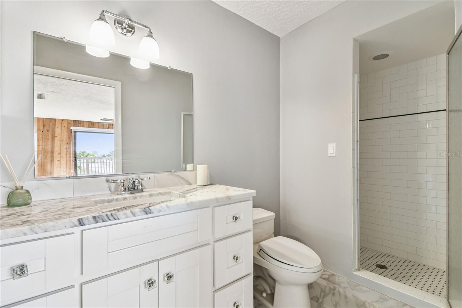 10073 S YACHT CLUB DR, TREASURE ISLAND, FL — photo 37