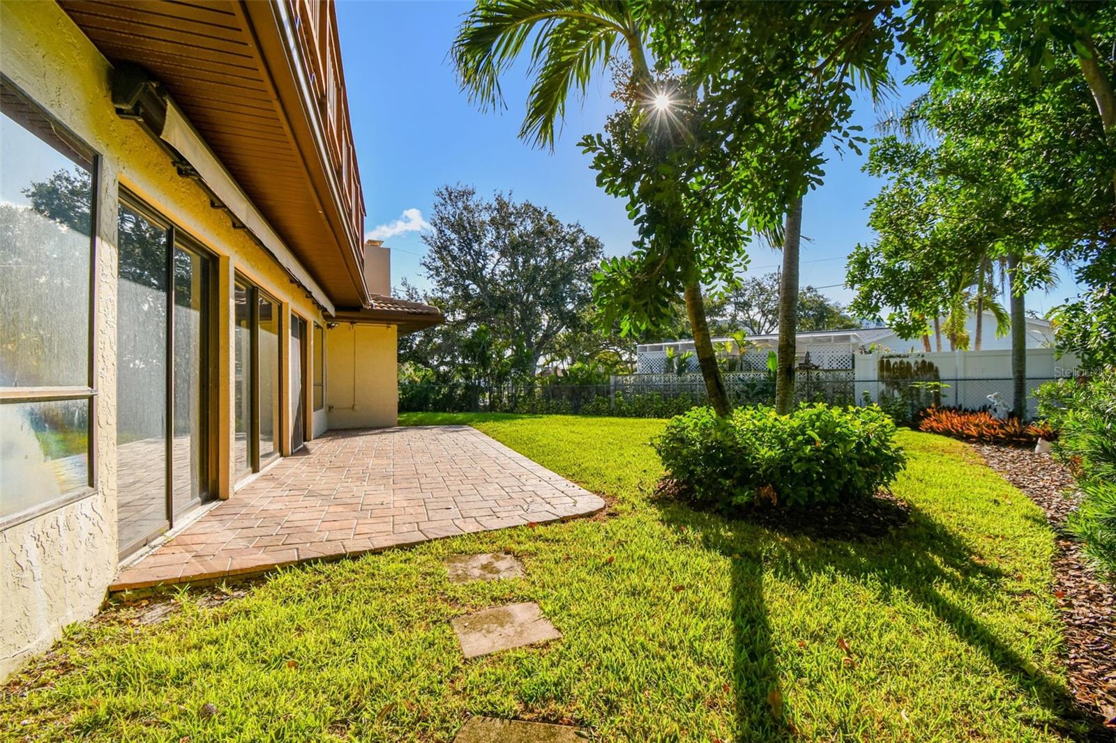 10073 S YACHT CLUB DR, TREASURE ISLAND, FL — photo 46
