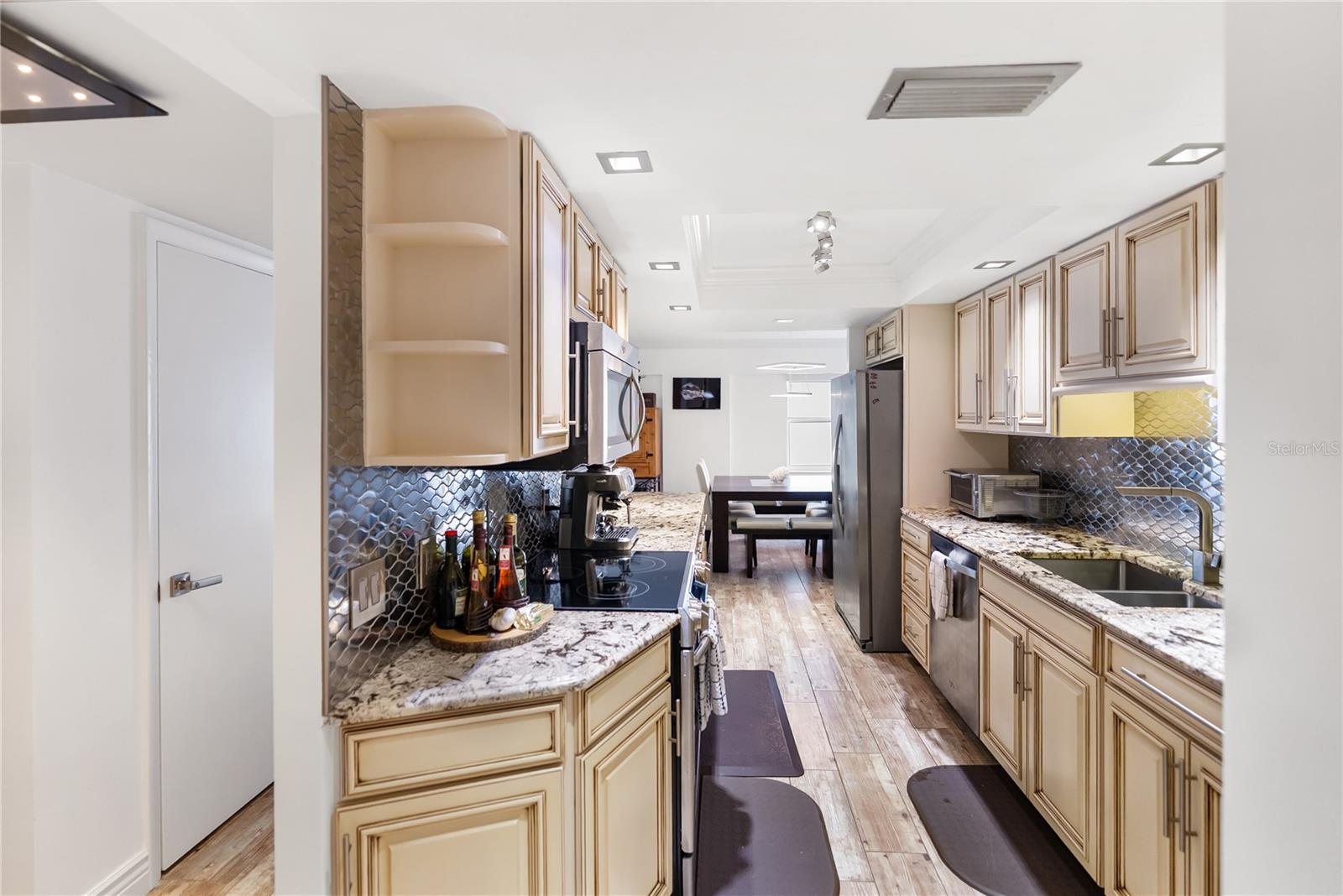 1750 BENJAMIN FRANKLIN DR #6G, SARASOTA, FL — photo 39