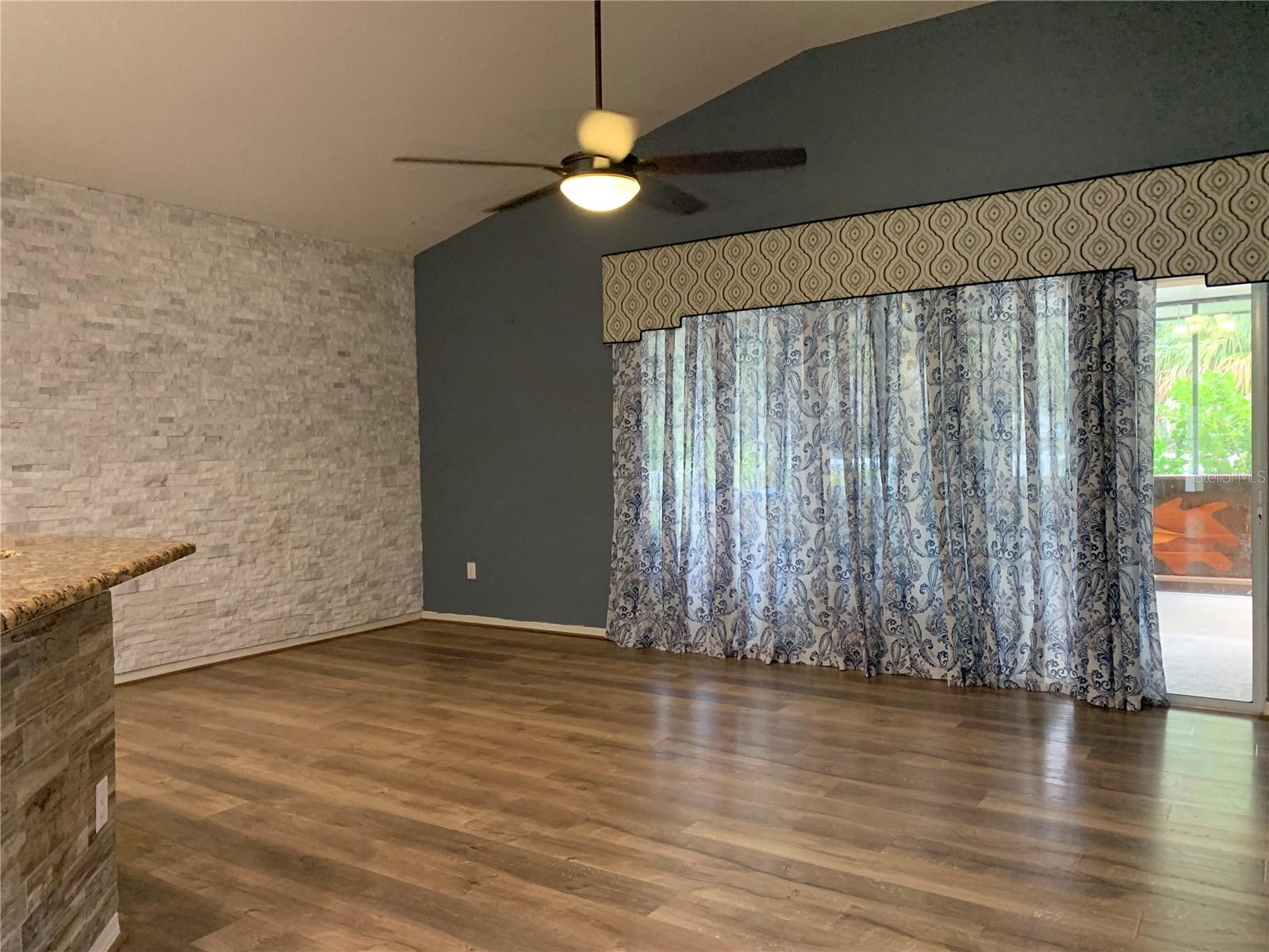 10308 HOLLAND RD, RIVERVIEW, FL — photo 41