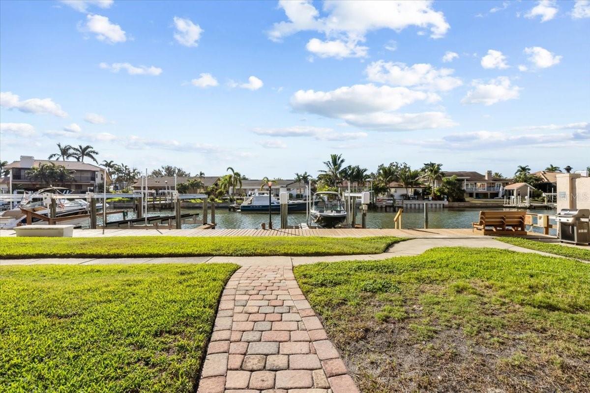 4730 BRITTANY DR S #36, ST PETERSBURG, FL — photo 35