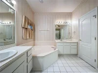 4246 NEWLAND ST — photo 37