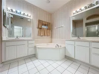 4246 NEWLAND ST — photo 39