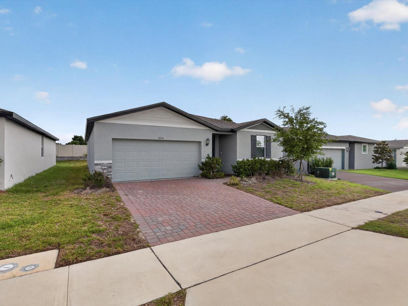 2618 IRISH ELK AVE, DAVENPORT, FL — photo 2