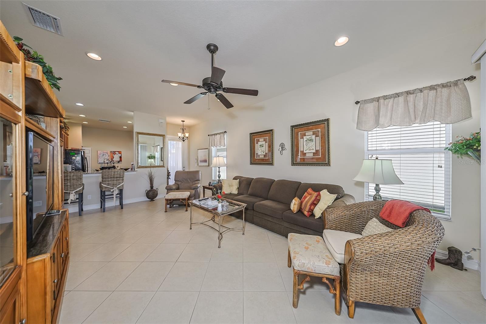 15948 COBBLE MILL DR, WIMAUMA, FL — photo 2