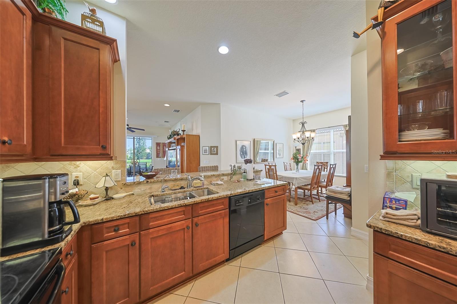 15948 COBBLE MILL DR, WIMAUMA, FL — photo 33