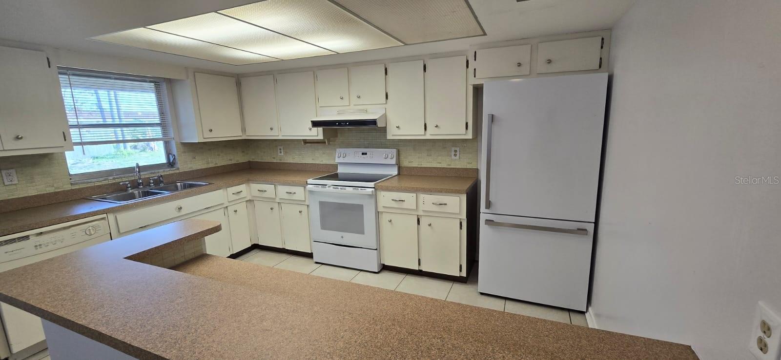3602 HARBOR BLVD, PORT CHARLOTTE, FL — photo 10
