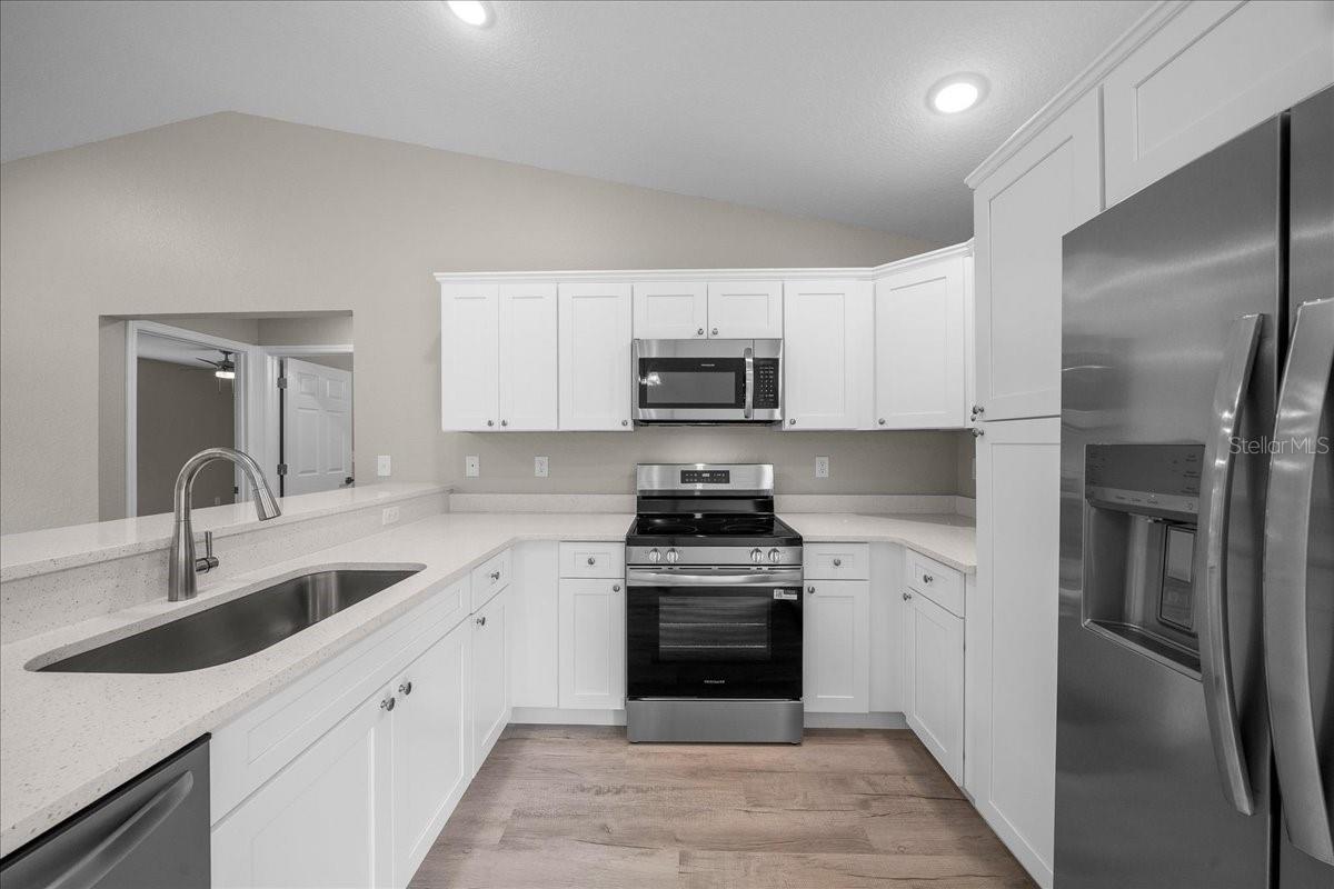 10338 SE 126 LN, BELLEVIEW, FL — photo 15