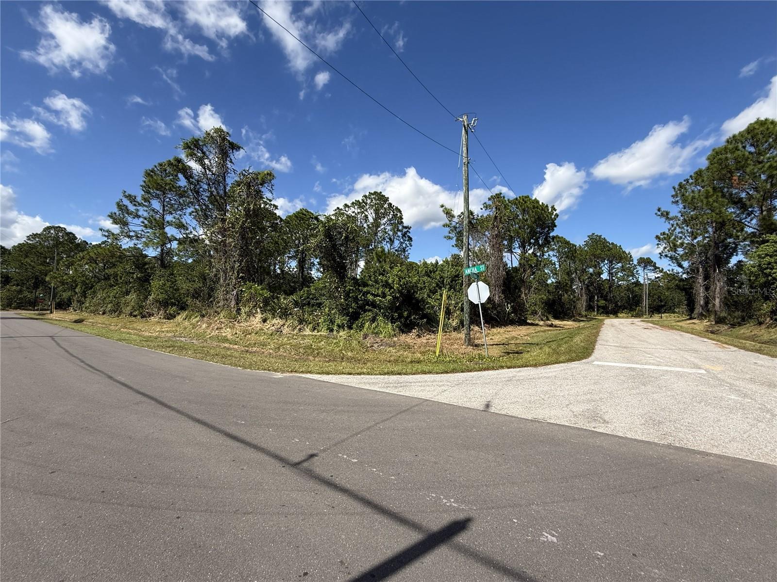 7538 BERNAL DR, SEBRING, FL
