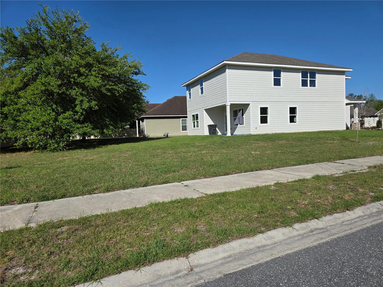 616 SW ROSEMARY DR, LAKE CITY, FL — photo 4