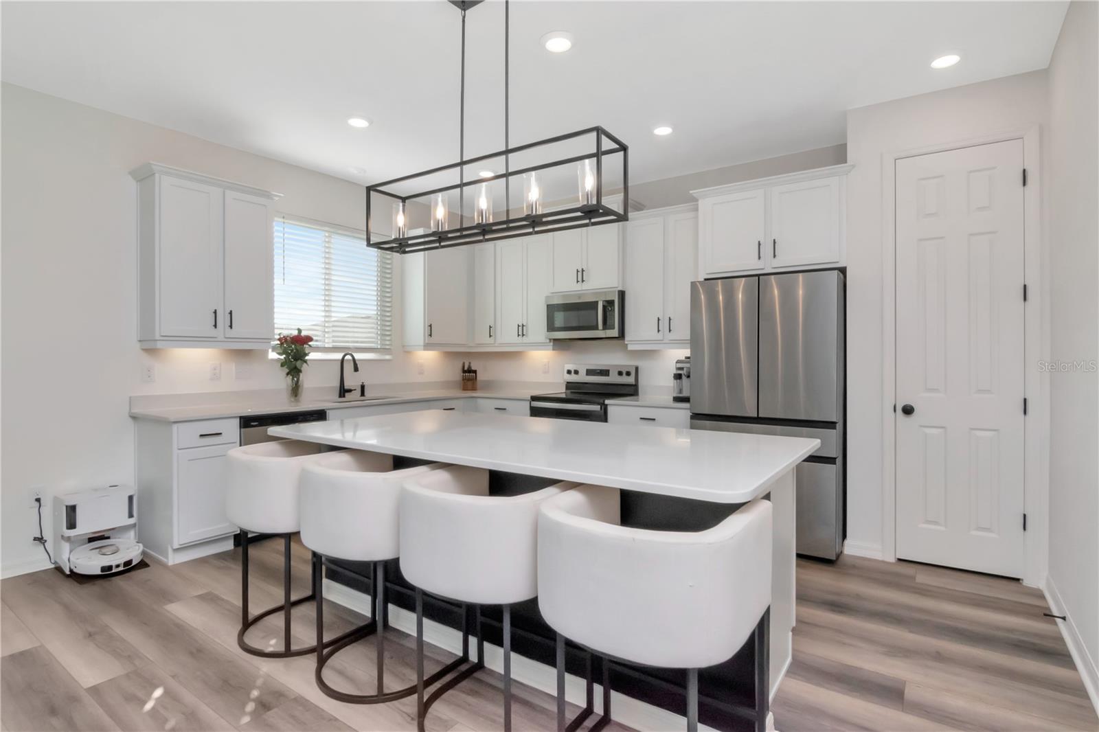 6384 BURNING OPAL BND, LAND O LAKES, FL — photo 17
