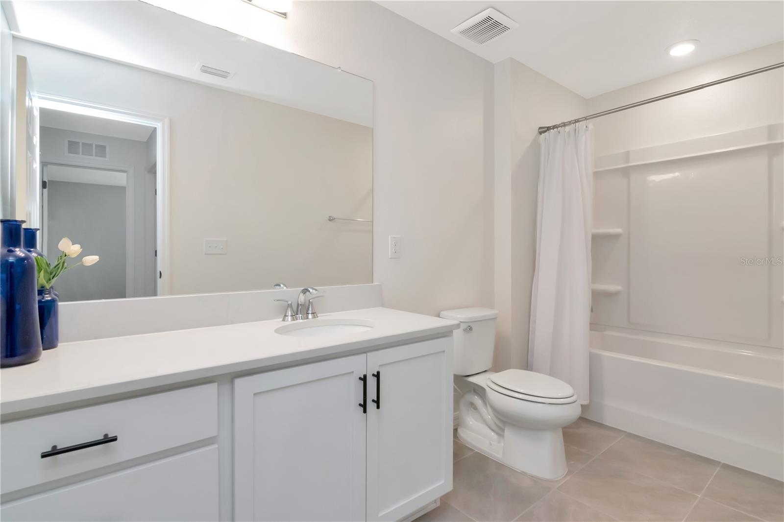 6384 BURNING OPAL BND, LAND O LAKES, FL — photo 23