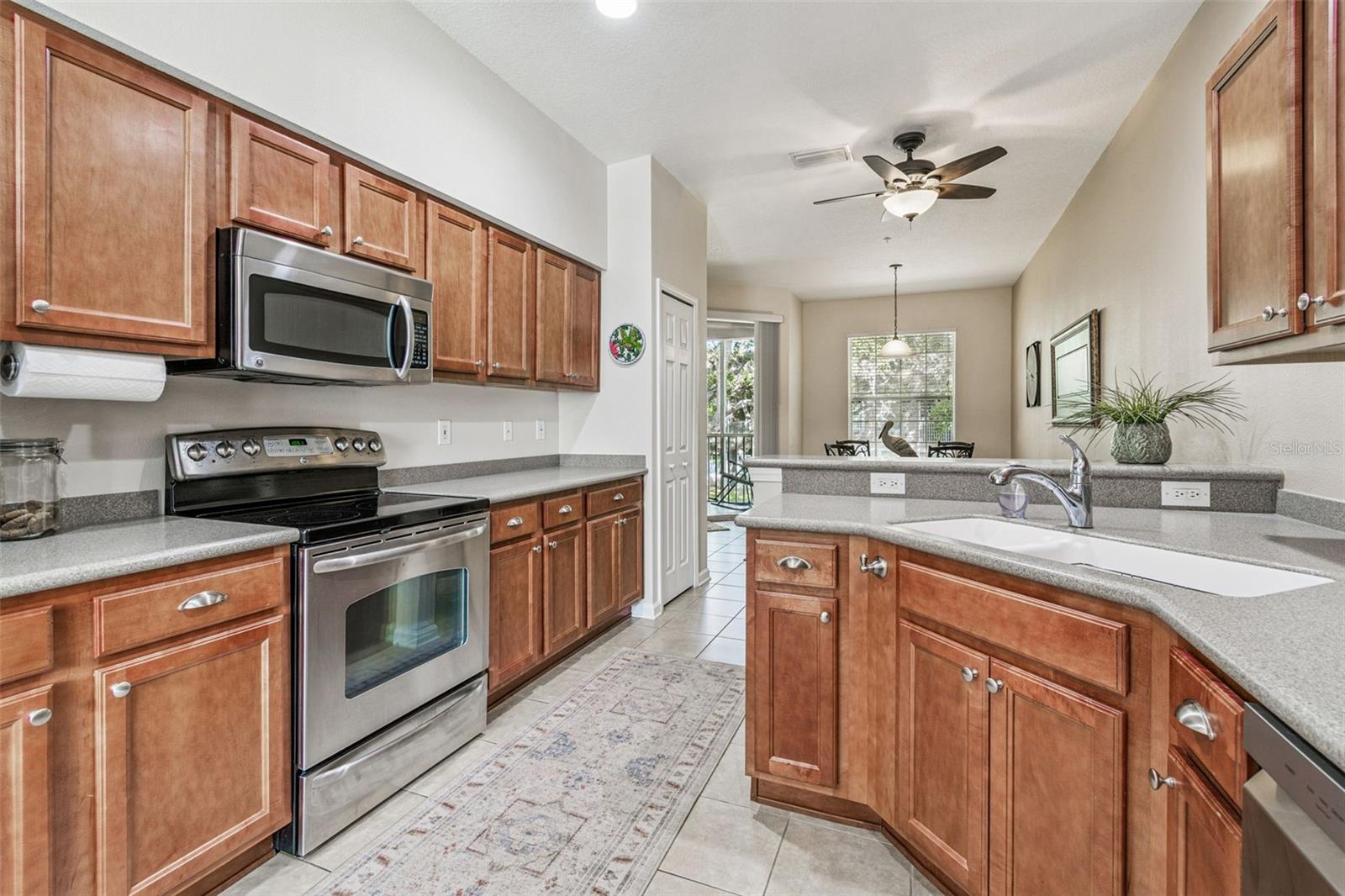 841 LANTERN WAY #202, CLEARWATER, FL — photo 39
