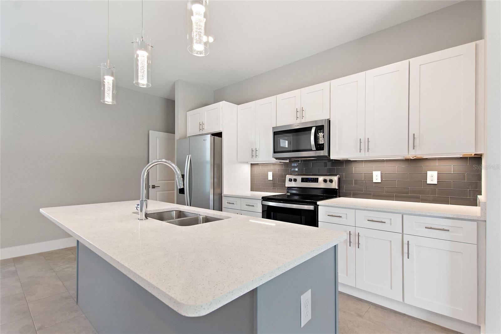 24399 SW KINGSWAY CIR, ARCADIA, FL — photo 13