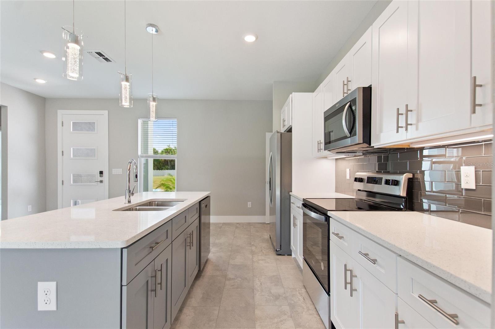 24399 SW KINGSWAY CIR, ARCADIA, FL — photo 16