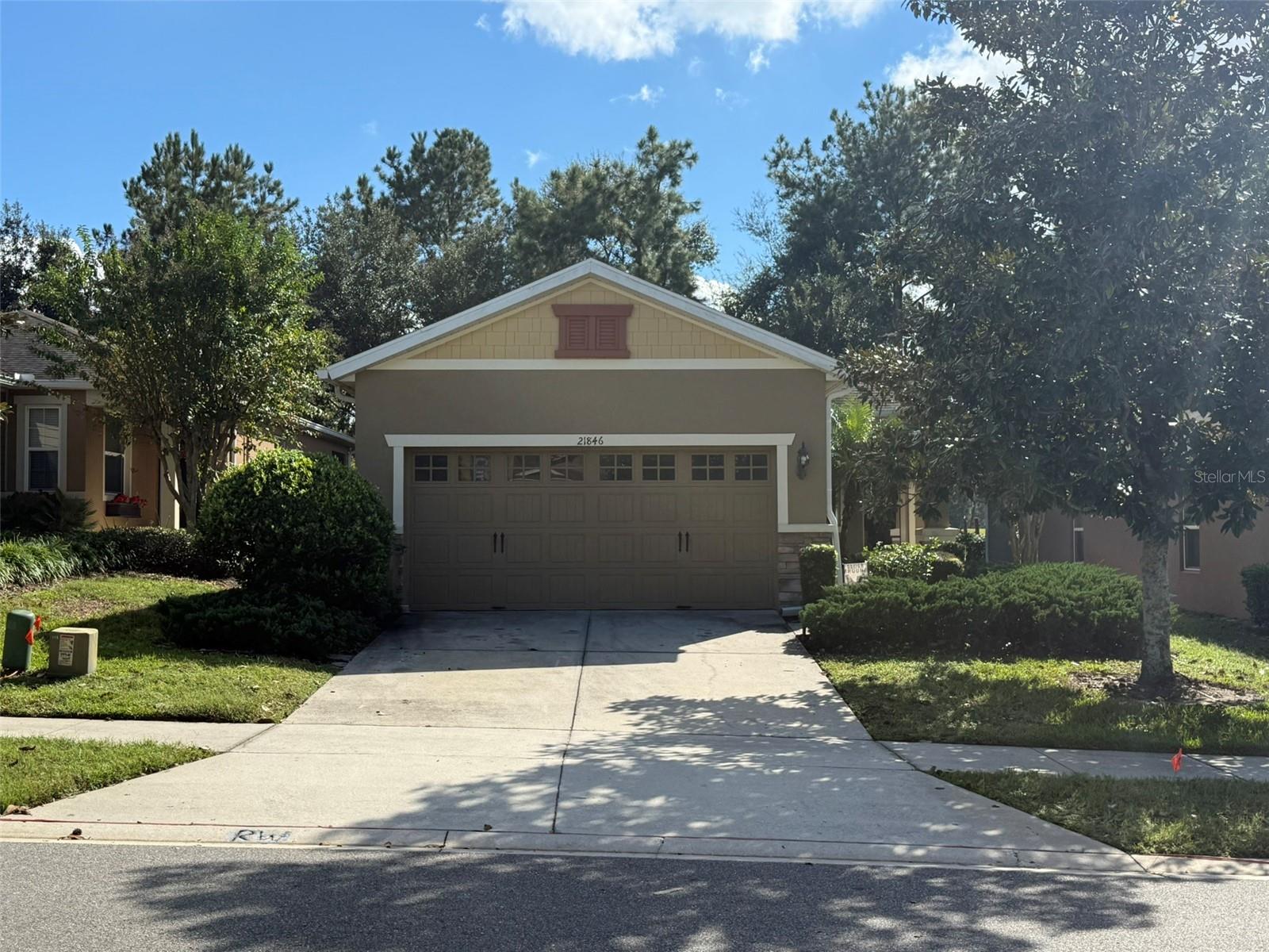 21846 BELGIAN CT, MOUNT DORA, FL