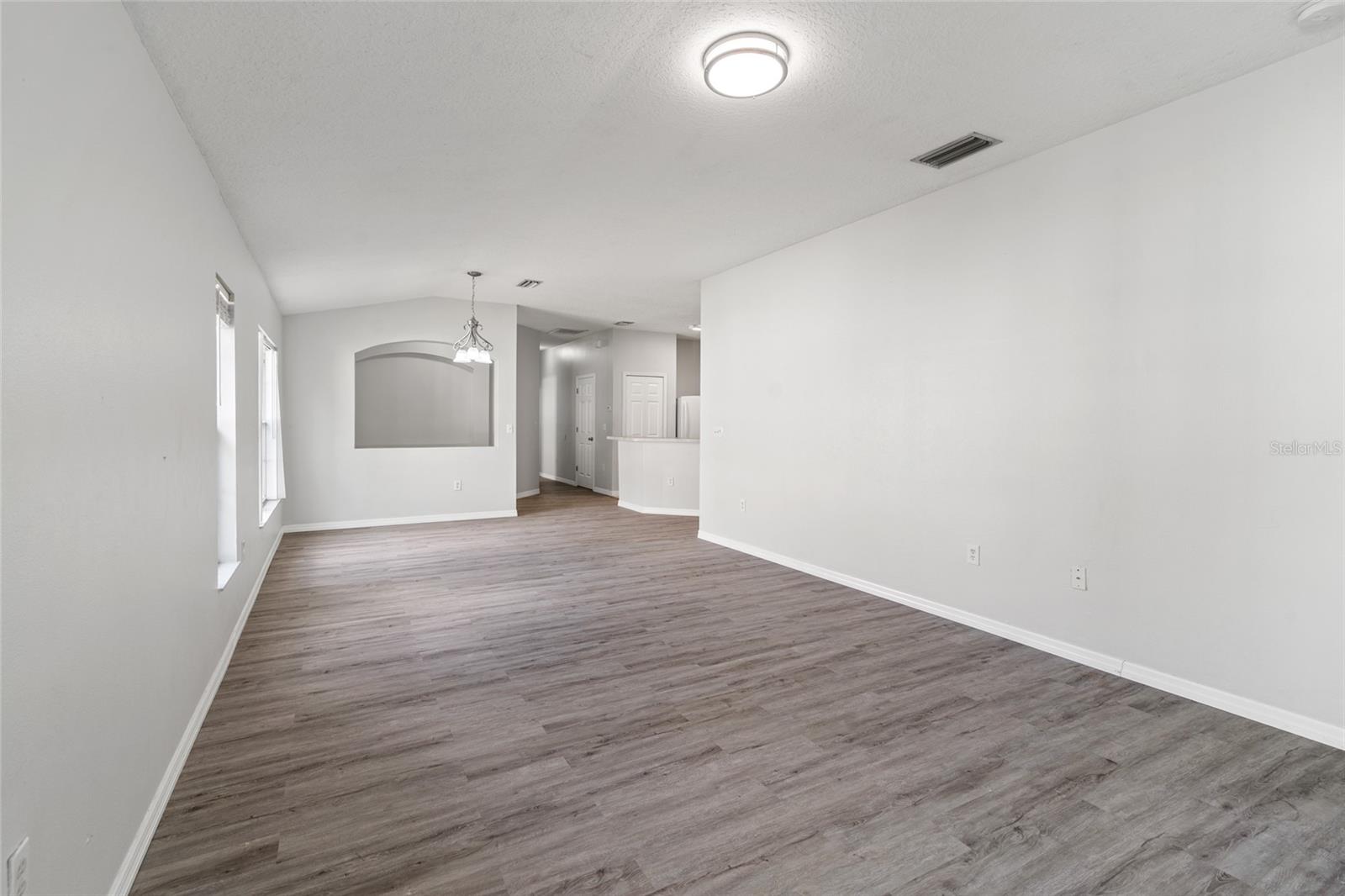 5727 AUTUMN SHIRE DR, ZEPHYRHILLS, FL — photo 19