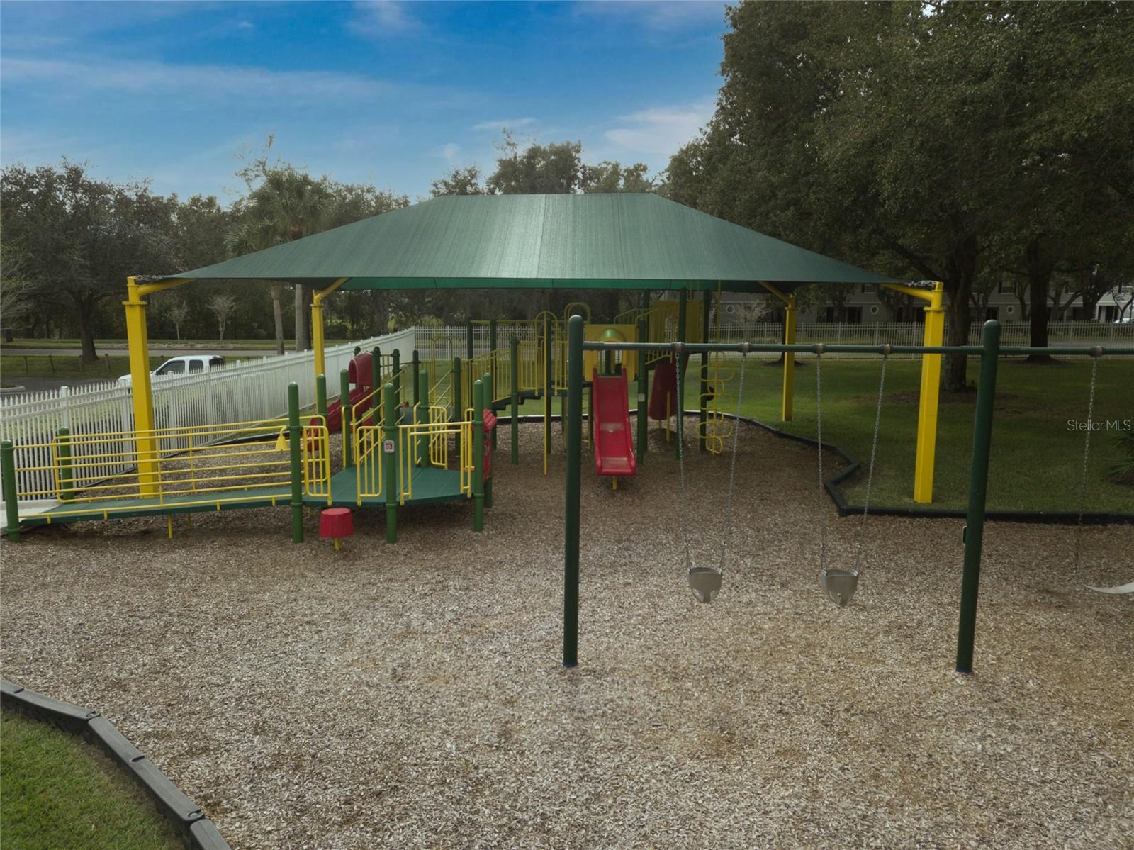 5727 AUTUMN SHIRE DR, ZEPHYRHILLS, FL — photo 40
