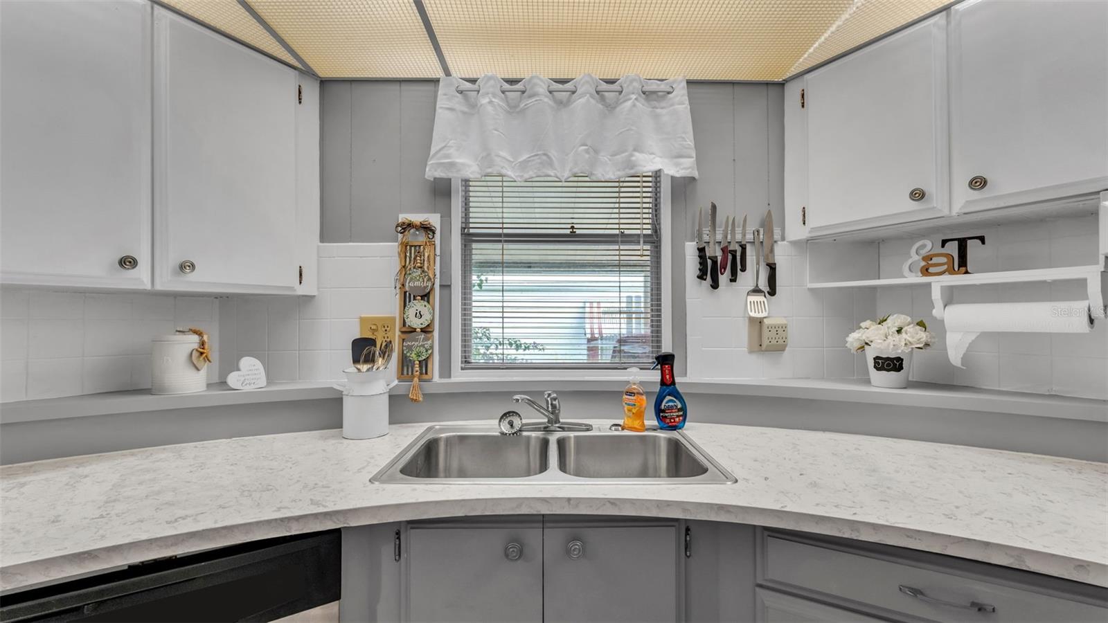 811 ELIZABETH LN, LAKELAND, FL — photo 10