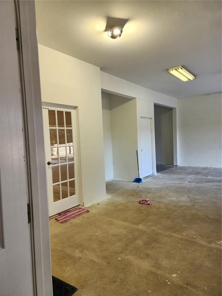 24247 WOLF BRANCH RD, SORRENTO, FL — photo 43
