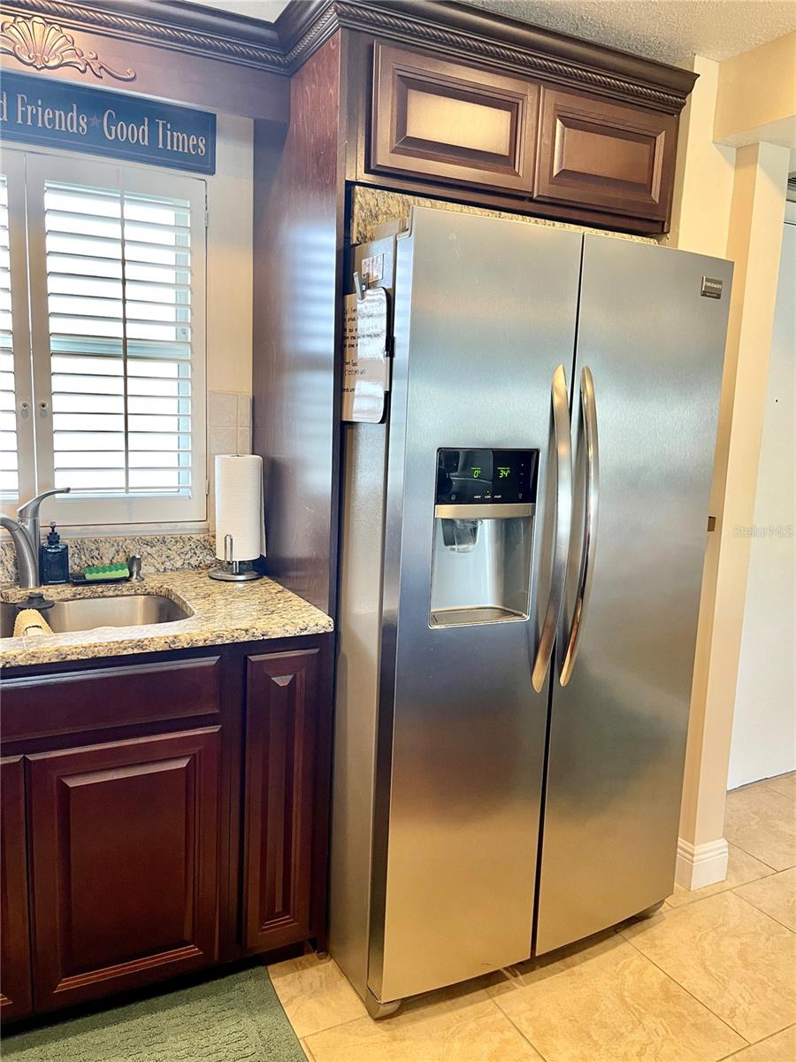 4650 COVE CIR #402, ST PETERSBURG, FL — photo 6