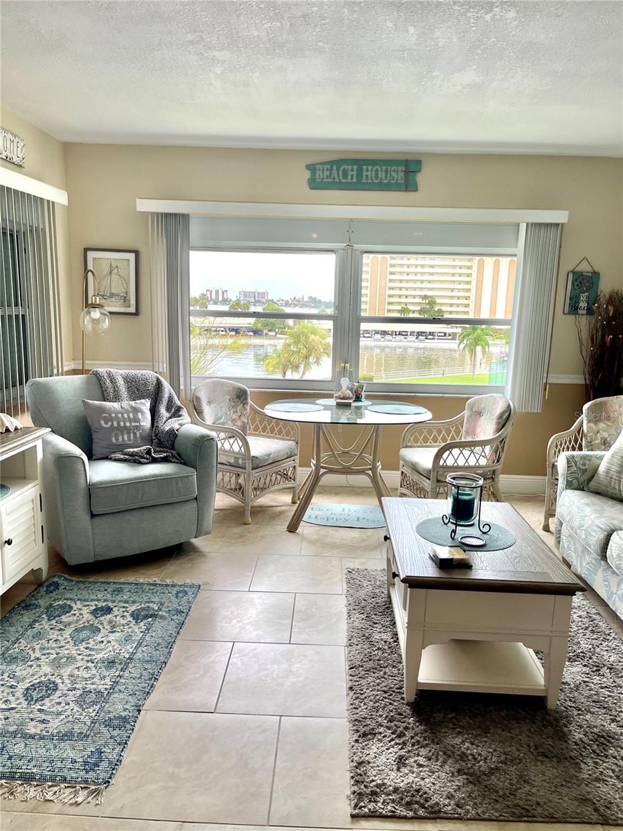 4650 COVE CIR #402, ST PETERSBURG, FL — photo 13