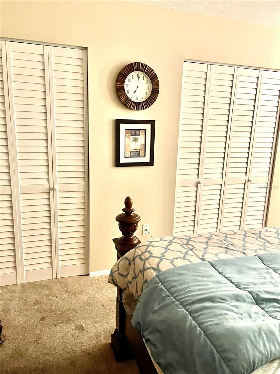 4650 COVE CIR #402, ST PETERSBURG, FL — photo 21