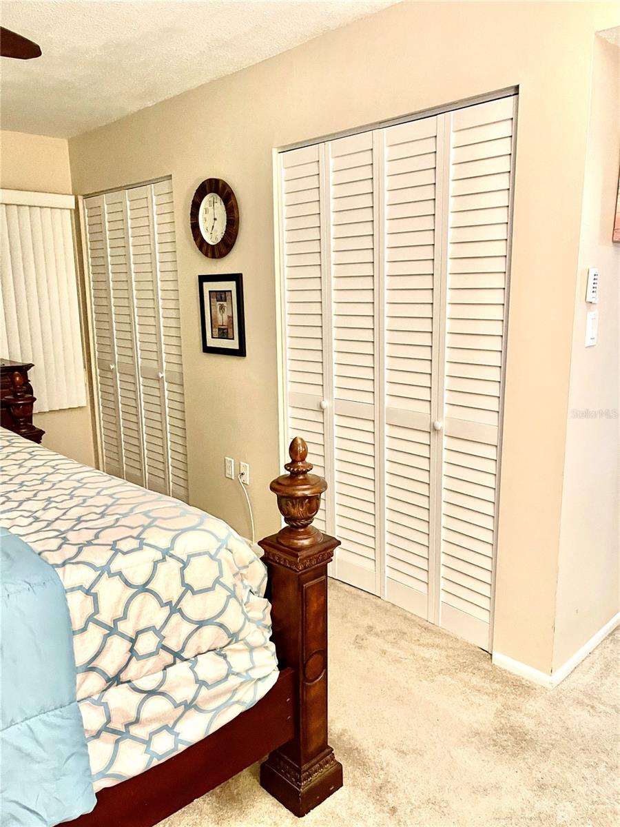 4650 COVE CIR #402, ST PETERSBURG, FL — photo 22