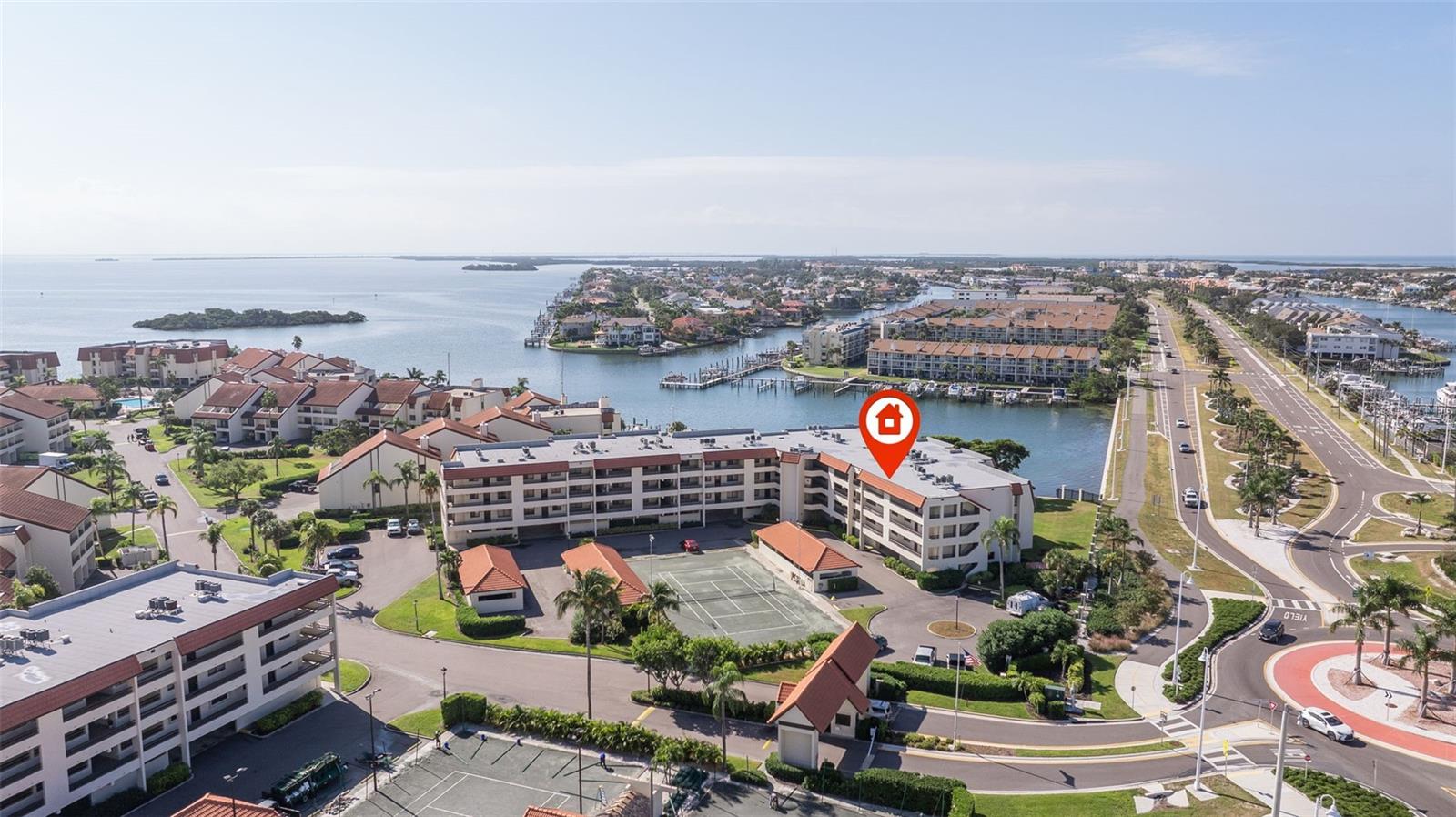 106 1ST ST E #315, TIERRA VERDE, FL
