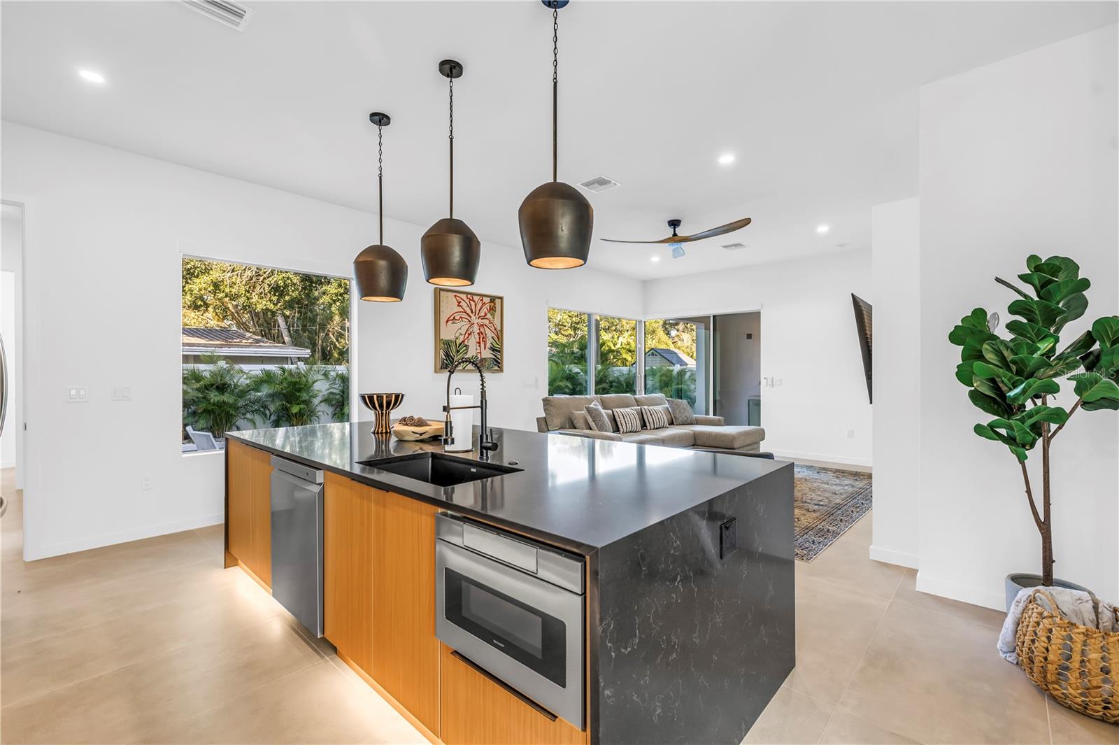 2305 TEMPLE ST, SARASOTA, FL — photo 11