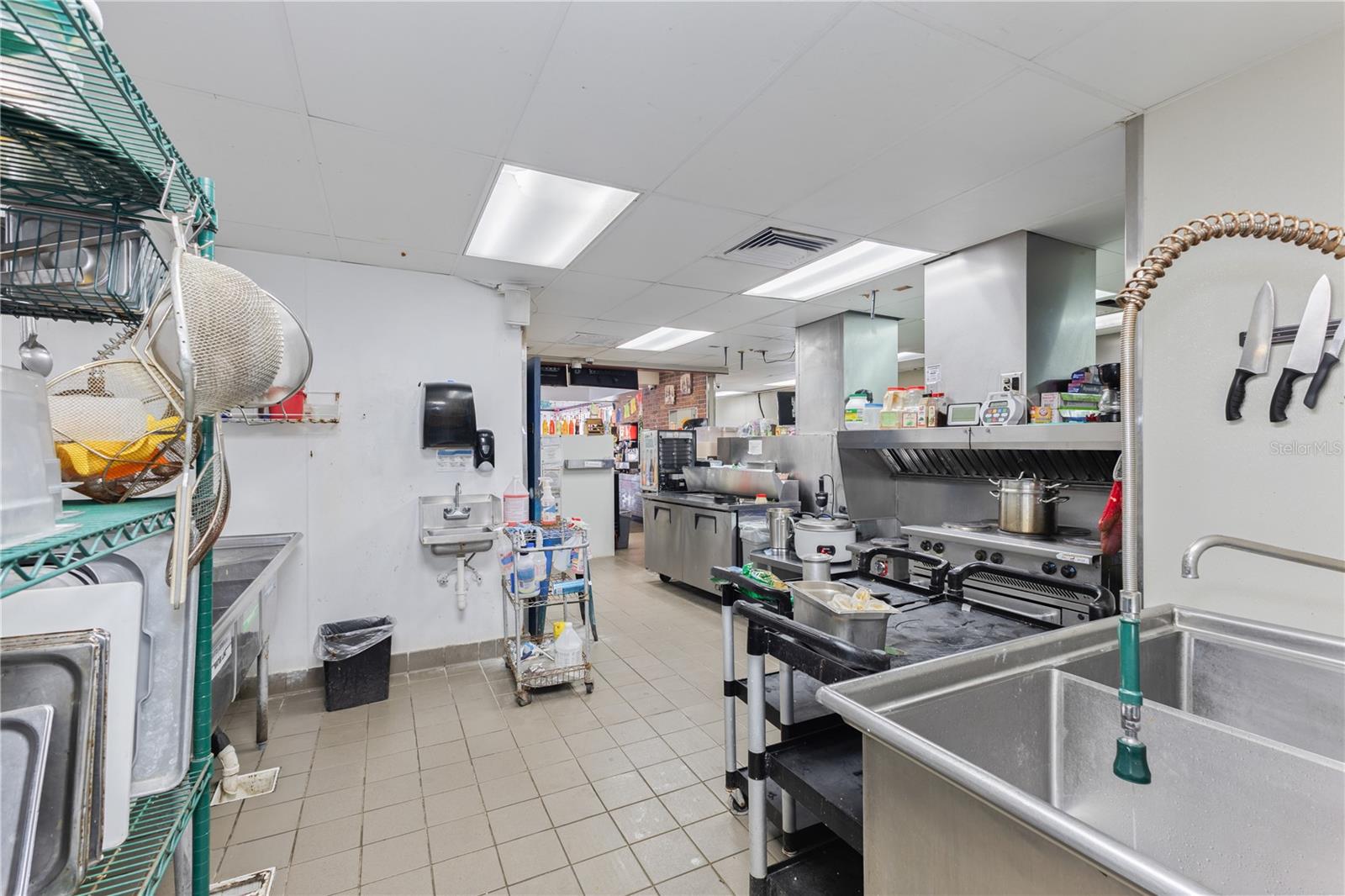 8841 COMMODITY CIR, ORLANDO, FL — photo 40