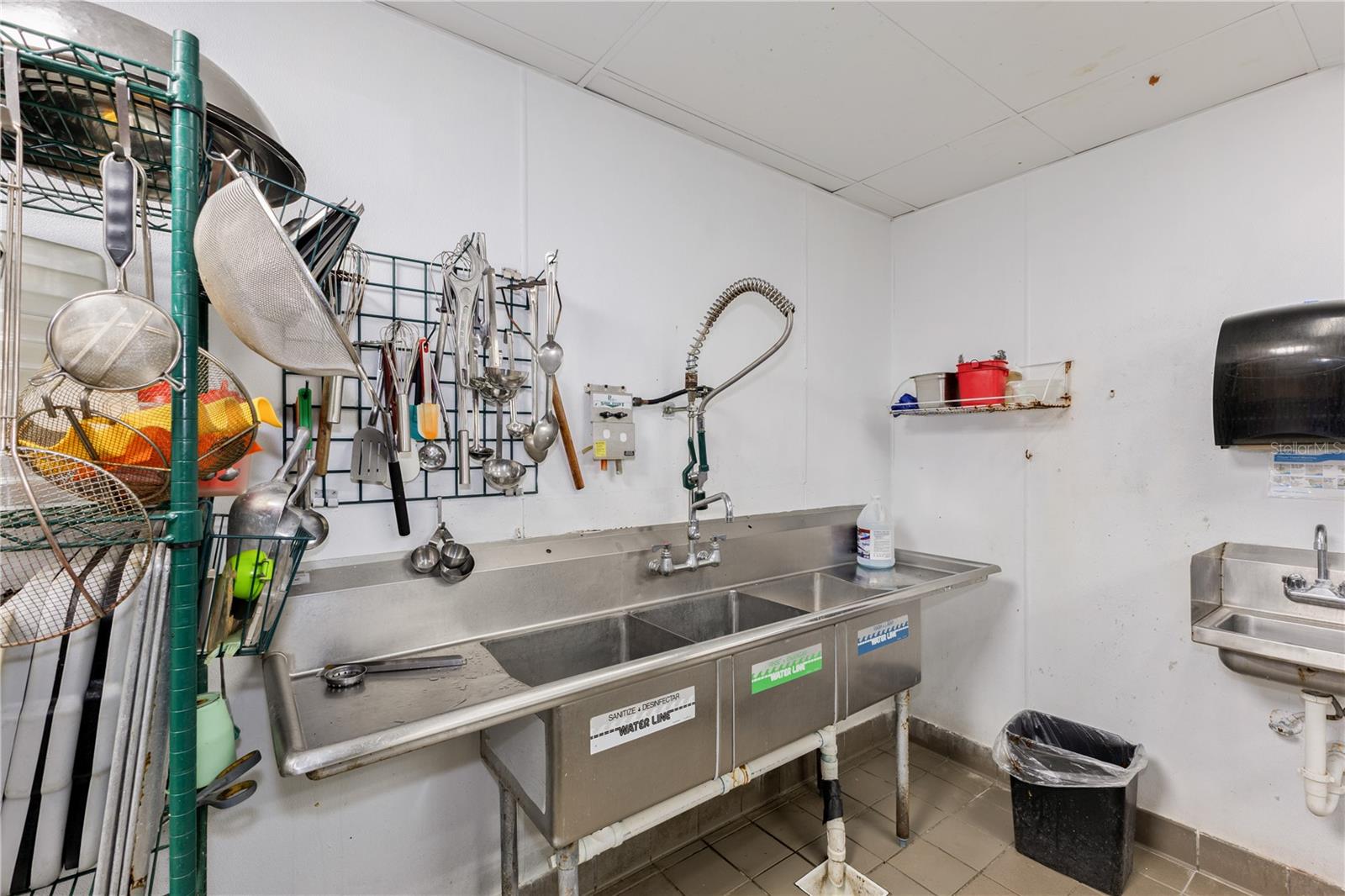 8841 COMMODITY CIR, ORLANDO, FL — photo 41