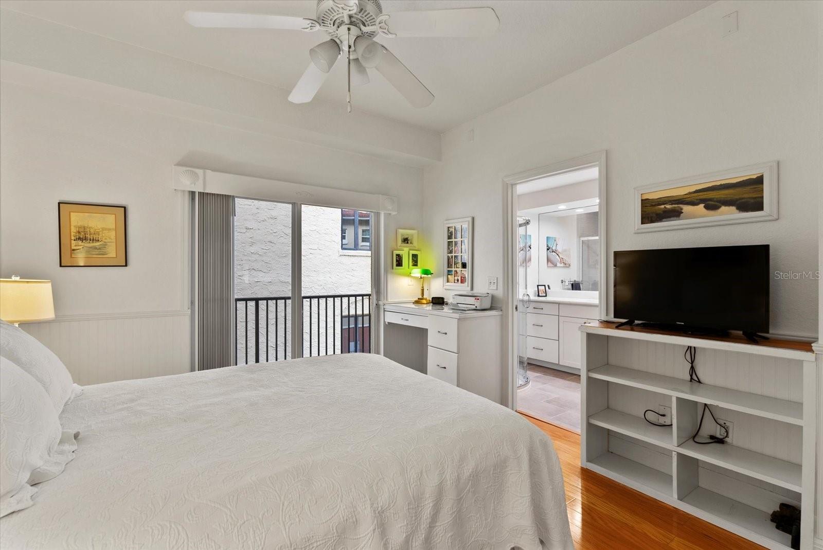 340 1ST ST N #D, ST PETERSBURG, FL — photo 16