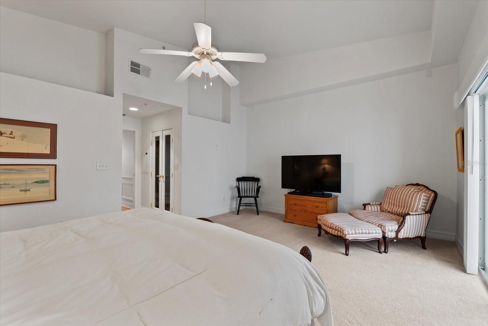 340 1ST ST N #D, ST PETERSBURG, FL — photo 30