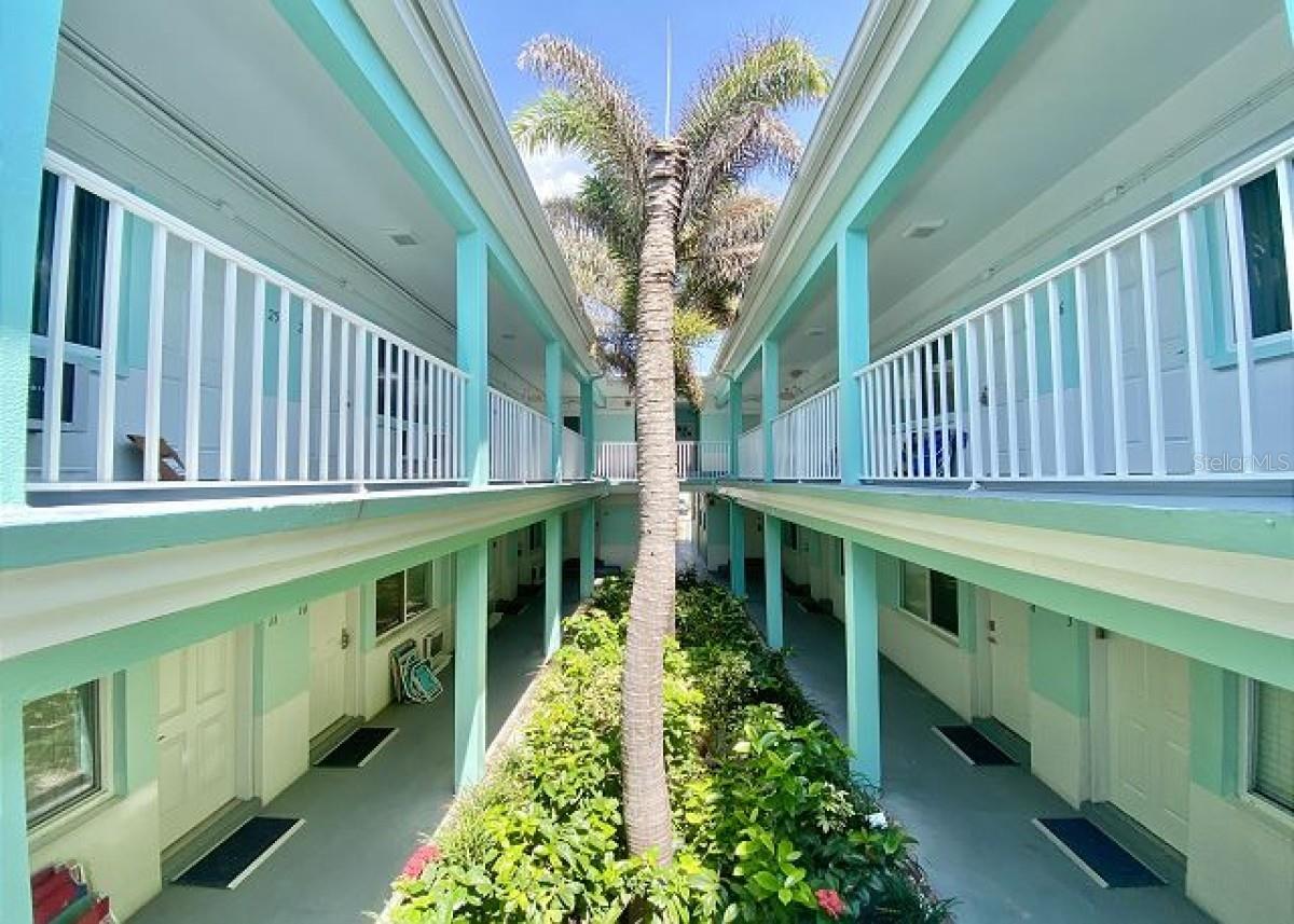 709 GULF WAY #19, ST PETE BEACH, FL — photo 8